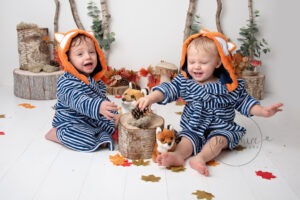 Woodland themed twin cake smash autumn by Samphire Photography