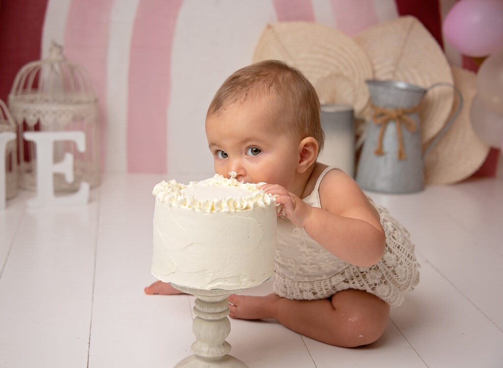 cake smash photoshoot Horsham