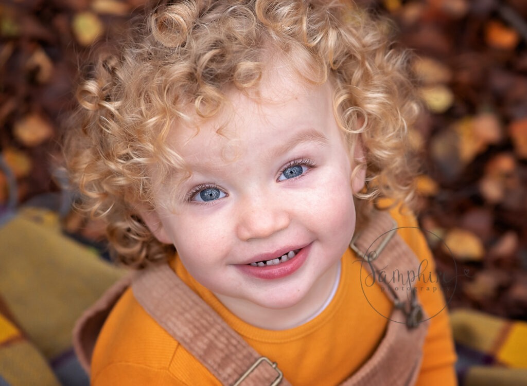 experienced portrait photographer Sussex Samphire Photography family outdoor location 2019