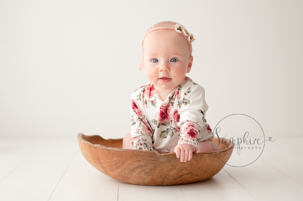 smiley baby photography Horsham milestone sitter Samphire Photography Sussex