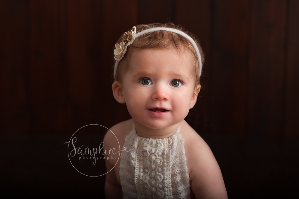 Horsham baby photographer West Sussex Samphire Photography 