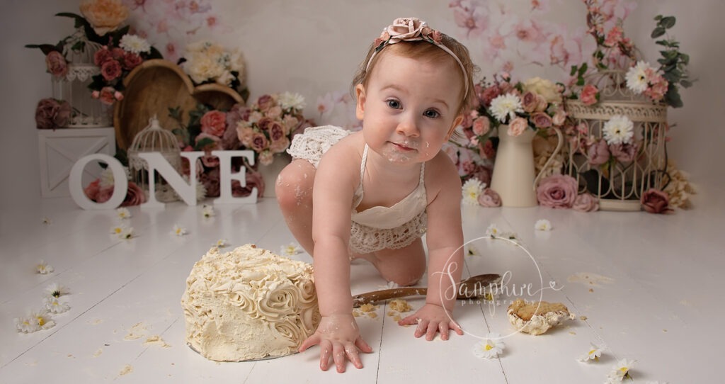 Horsham photographer captures the best cake smash moments